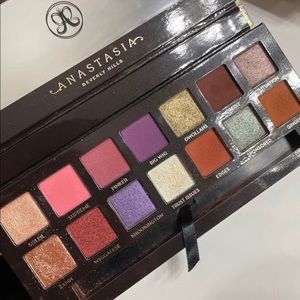 Anastasia Beverly Hills Jackie Aina Palette